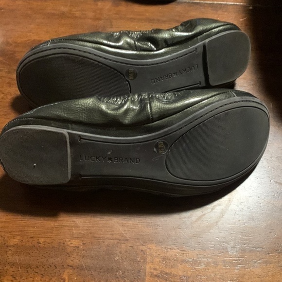 Lucky Brand Women’s Shoes Size 8 Pewter Color. Excellent condition. - Picture 3 of 5